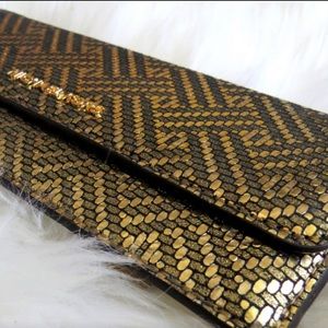 MICHAEL KORS Black & Gold Metallic Wallet